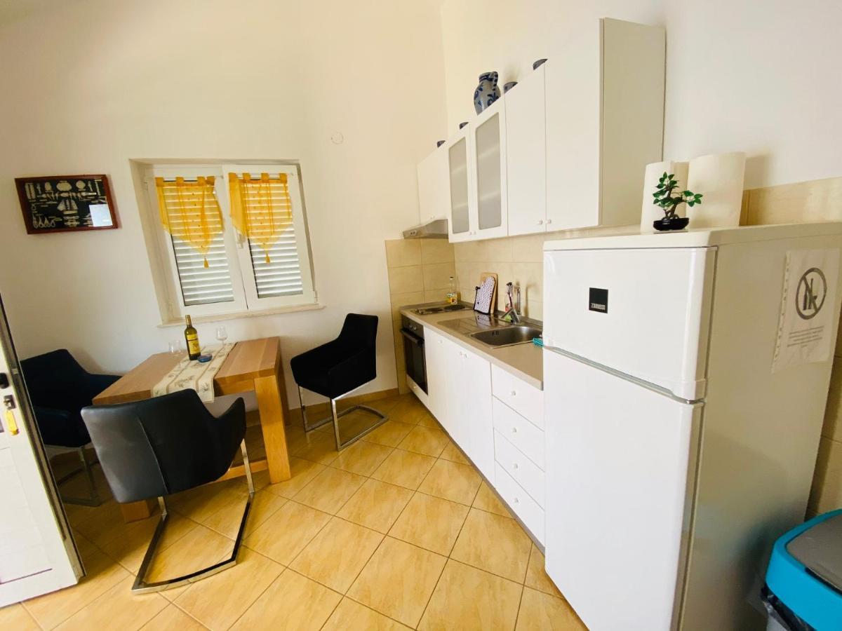 Apartmani-Joe Podglavica Dış mekan fotoğraf